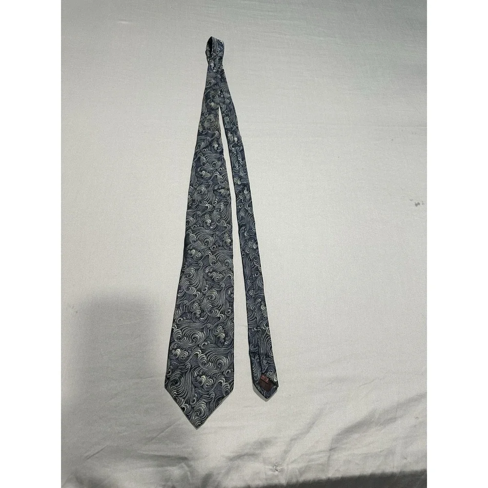 VTG Bachrach Blue Japanese Inspired Waves‎ Wind Silk Necktie